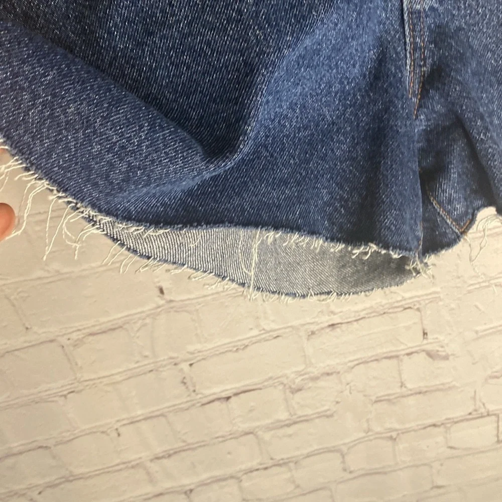 Zara Jean Shorts Raw Distressed Hem High Rise Dark Wash Size 10 - Picture 7 of 15